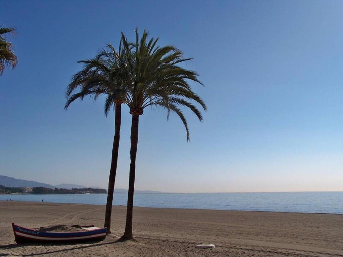 Espectacular Piso En Primera Linea De Playa เอสเตโปนา ภายนอก รูปภาพ