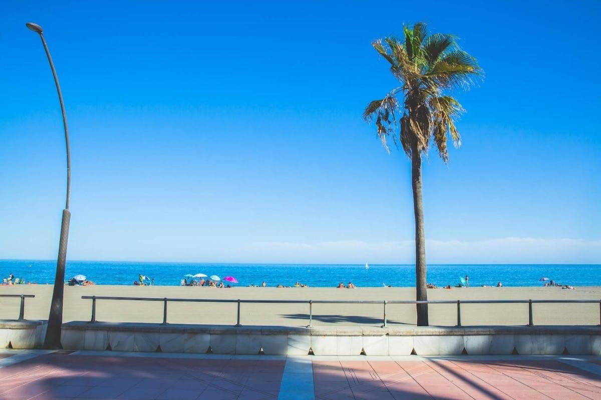 Espectacular Piso En Primera Linea De Playa เอสเตโปนา ภายนอก รูปภาพ