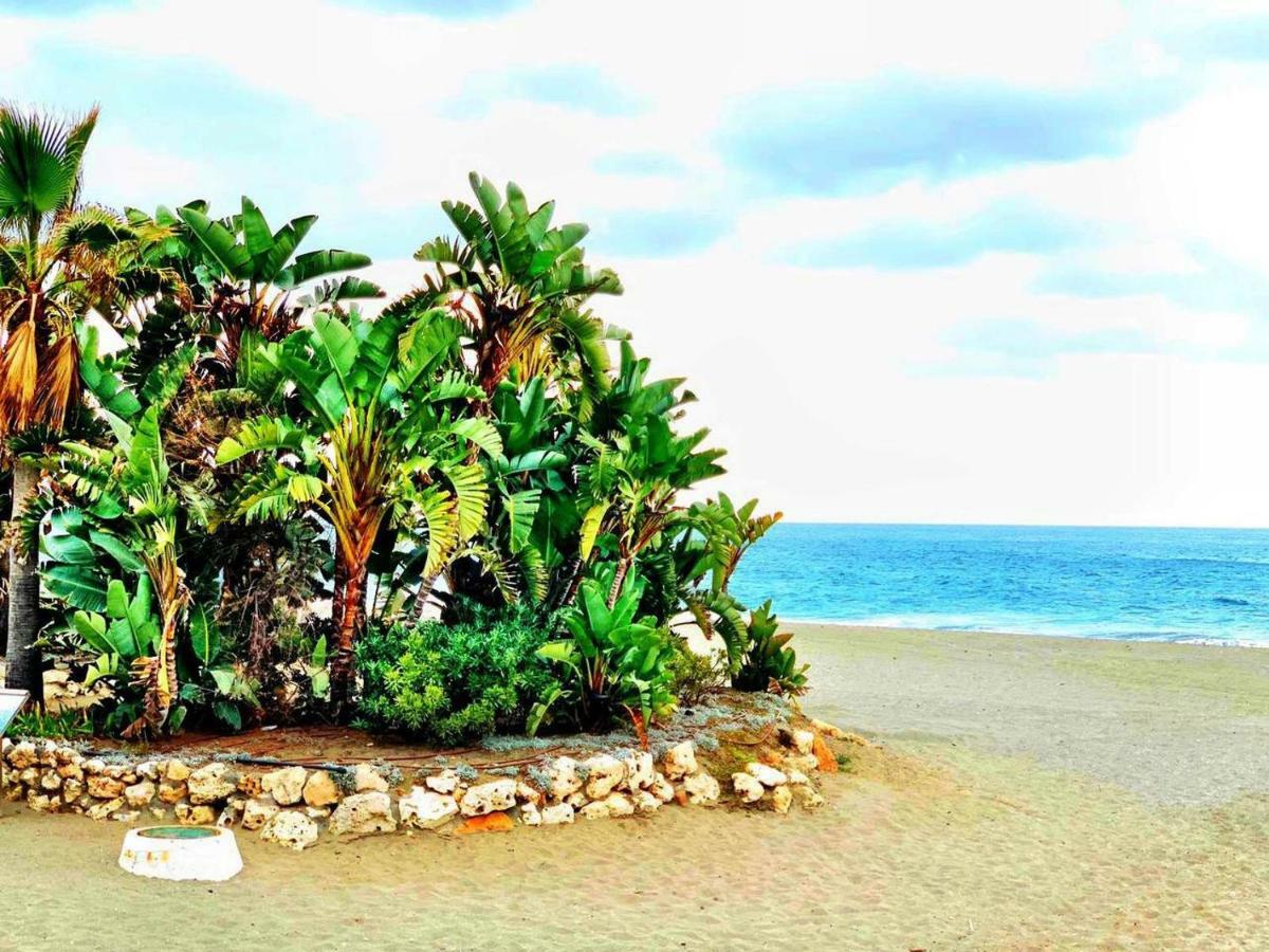 Espectacular Piso En Primera Linea De Playa เอสเตโปนา ภายนอก รูปภาพ